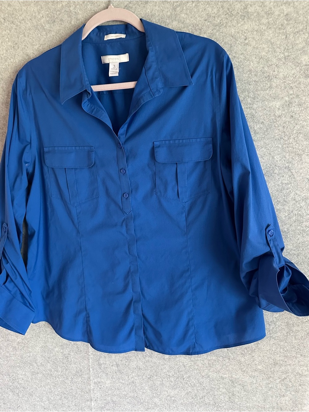 Women’s Chico’s Casual Button-Down no-iron Shirt in Royal Blue